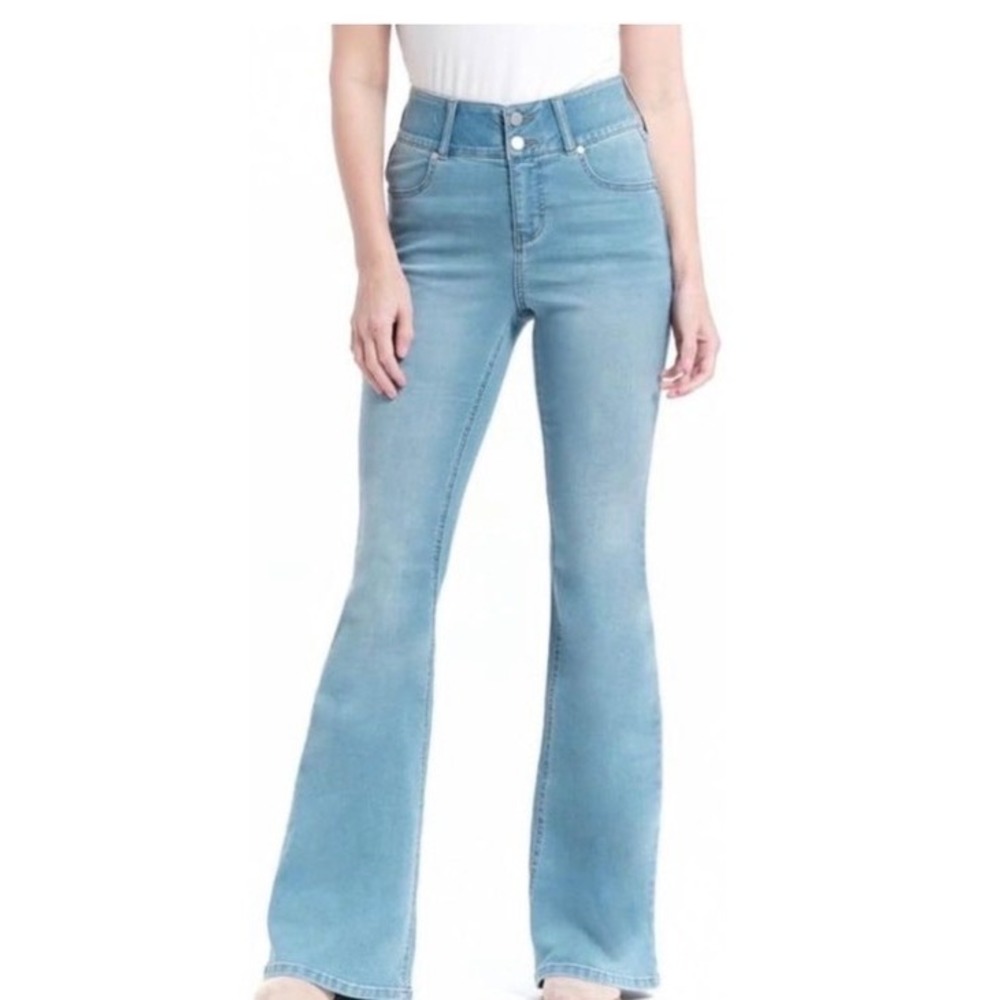 NWT 1822 Denim Light Blue Flare Jeans